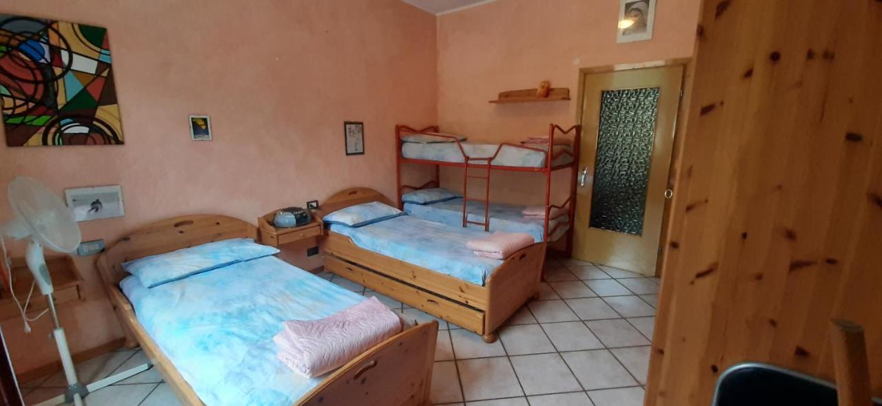 Casa Vacanza Frankino Lägenhet Bellano Exteriör bild